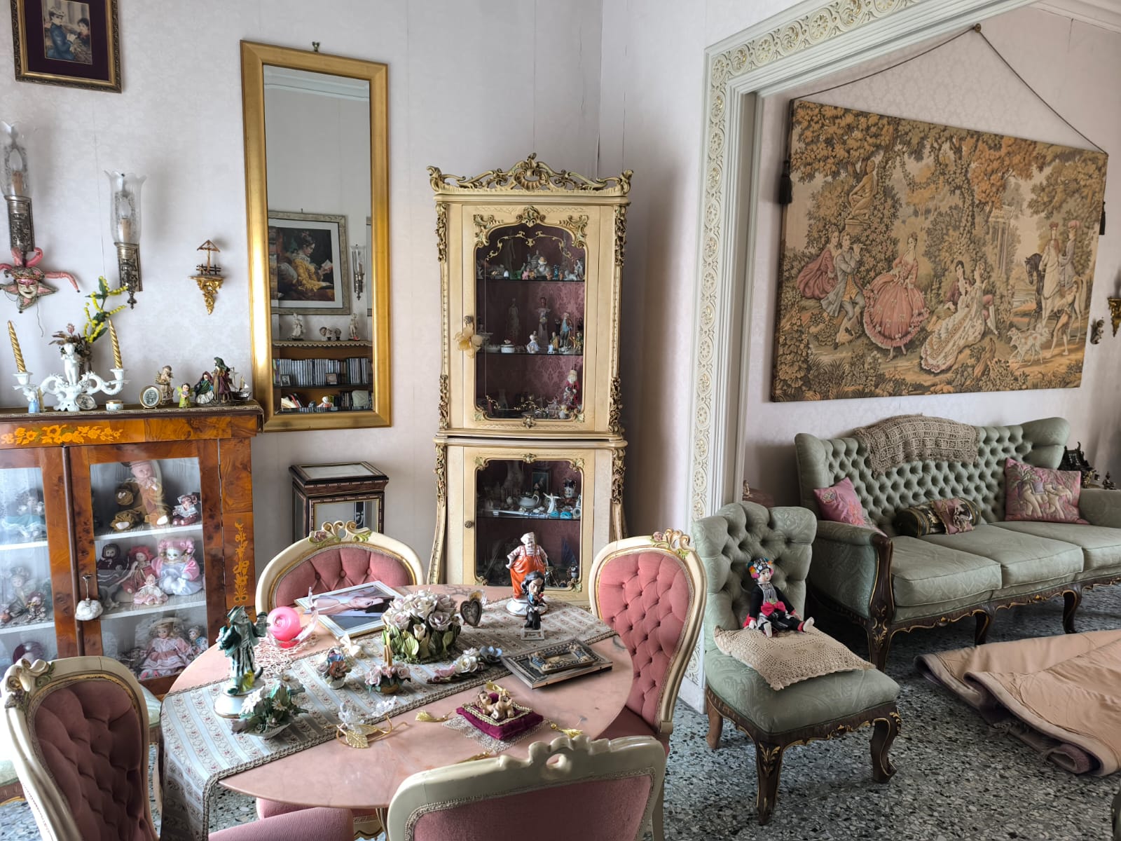 APPARTAMENTO 6 VANI – ZONA BORGO – PIAZZA LANZA