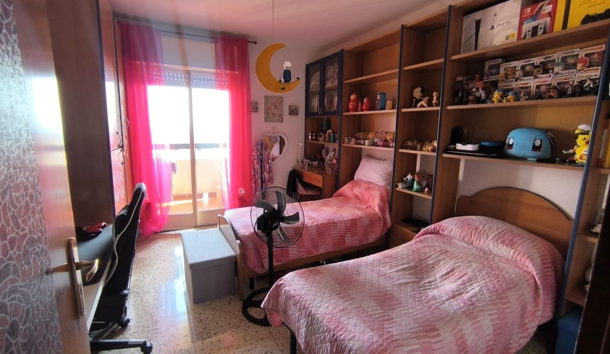 3c7d8df9-1a39-436c-982c-15061b02df12